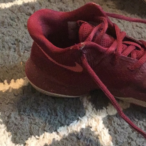 Kyree Irving Nike’s - Picture 3 of 4